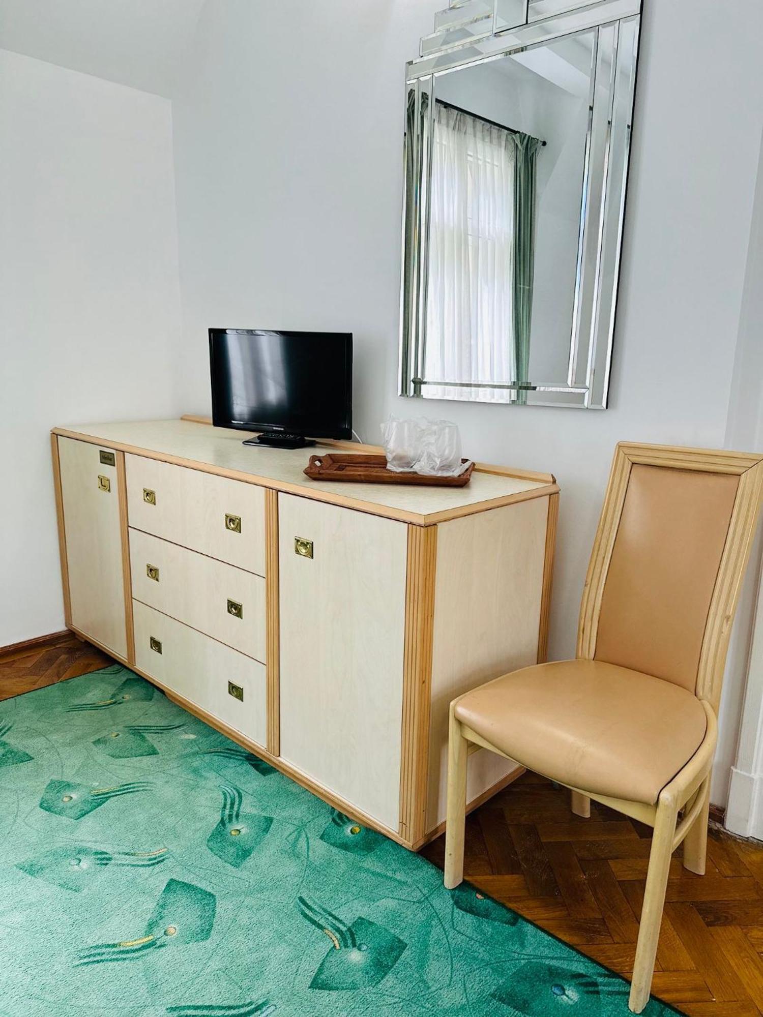 Bed and Breakfast Rapsodia Sinaia Exterior foto